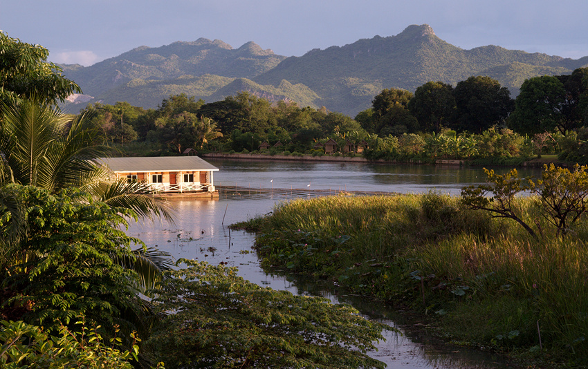 The lodge on the river Kwai